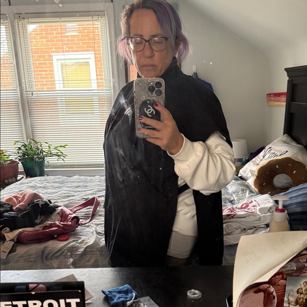 Adidas Women’s Poncho - Picture 10 of 10